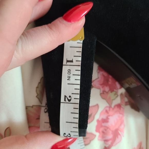 Suede 7 embroidered booties ankle boots black lace up size 7 - Picture 14 of 14